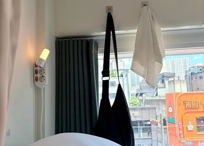 Hongdae Street - Private - Female Only